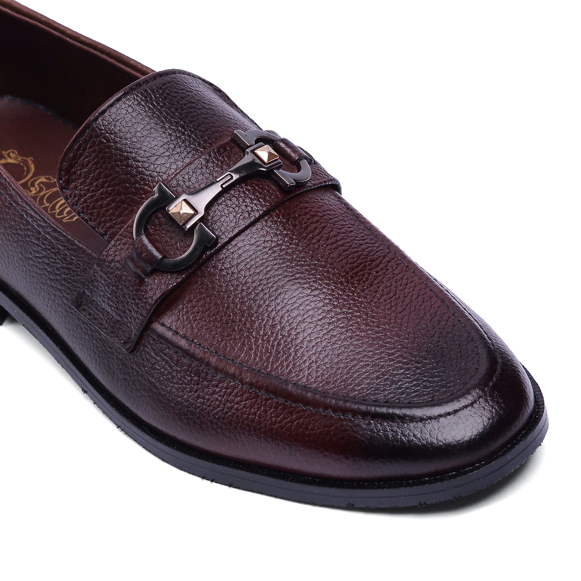 Elegant Oscar Brown