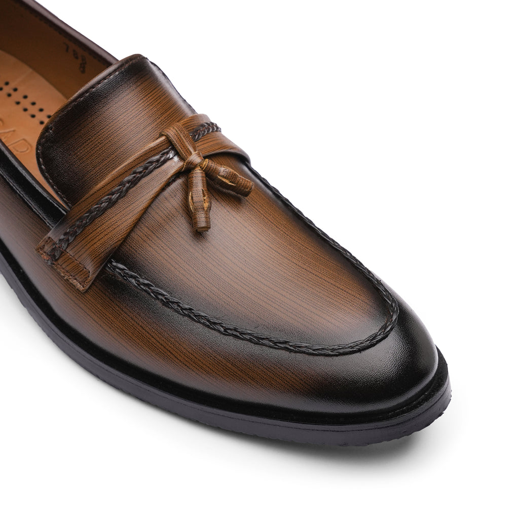 Oscar Royale Chestnut