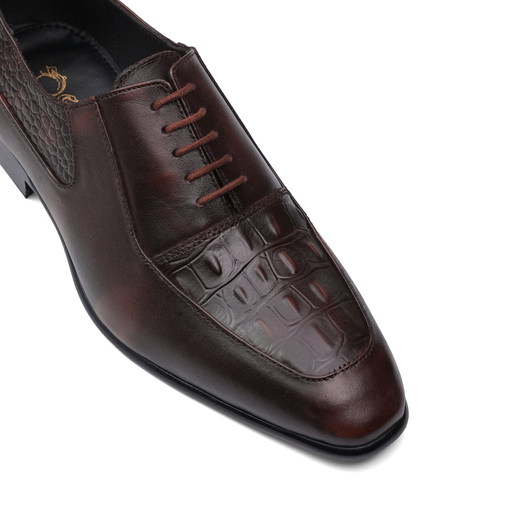 Oscar Brown Lace Up
