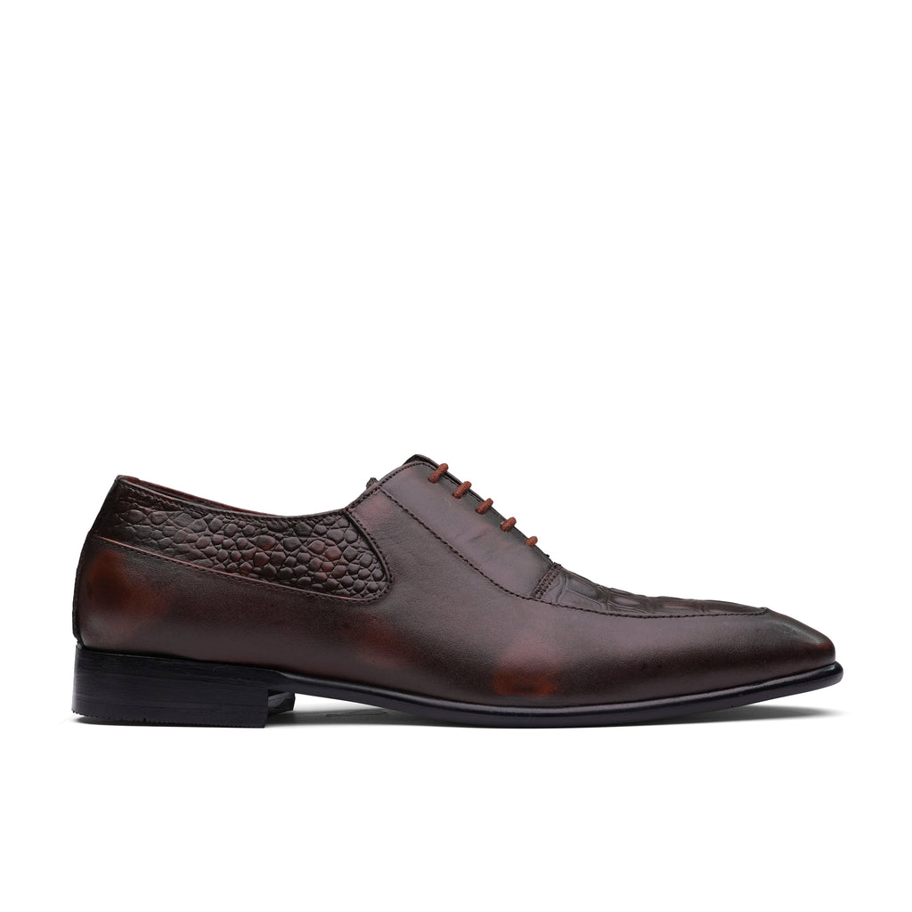 Oscar Brown Lace Up