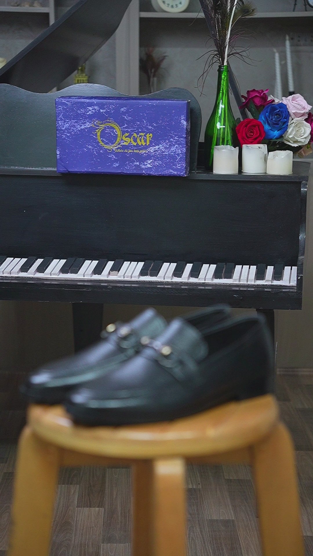 Elegant Oscar Black